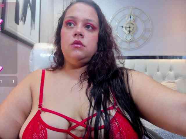 Zara-moon1 webcam