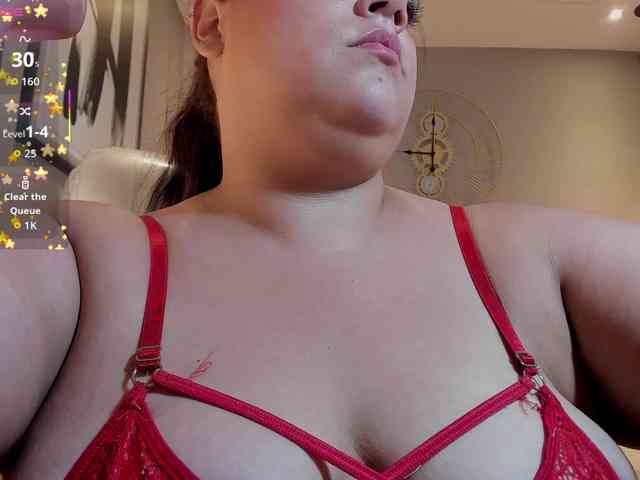 Zara-moon1 webcam