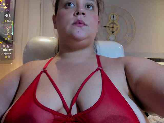Zara-moon1 webcam