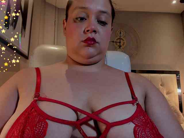 Zara-moon1 webcam