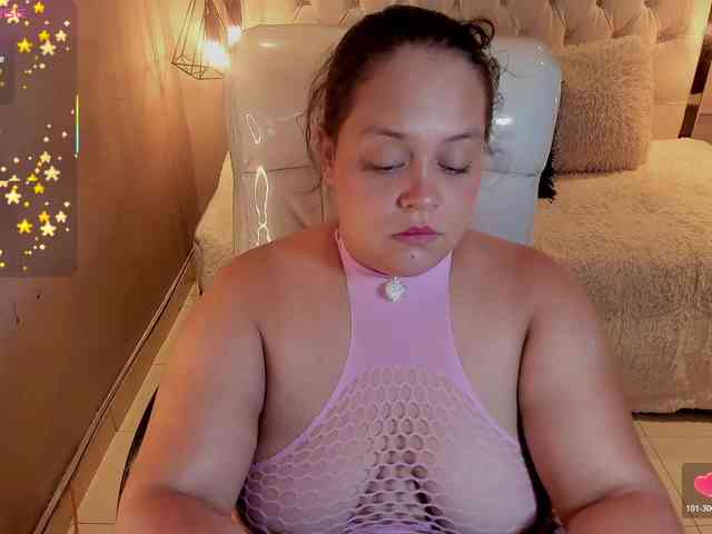 Zara-moon1 webcam