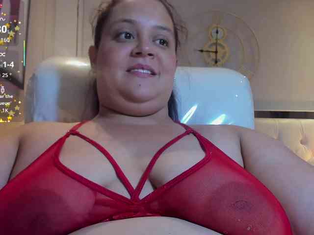 Zara-moon1 webcam