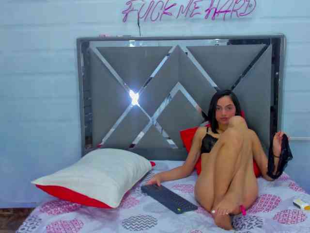 TrioofQueens Sex Cam Show