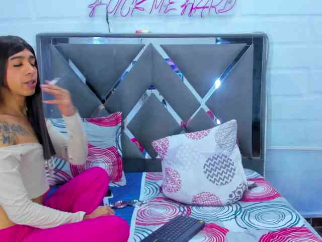 TrioofQueens Live Webcam on BongaCams