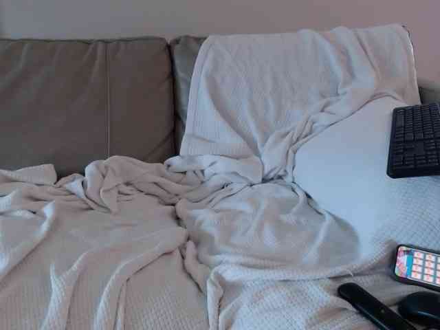 BeachyMilf webcam