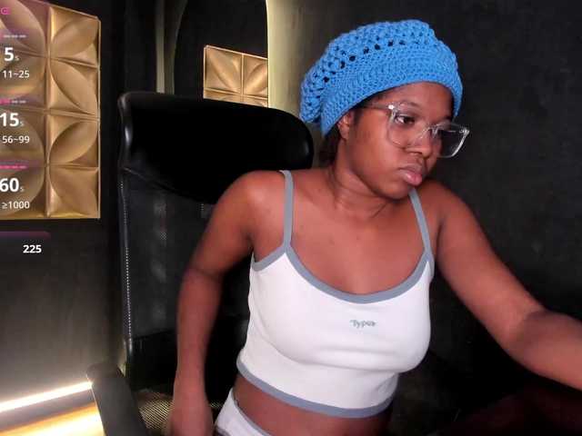 connywells live cam on BongaCams