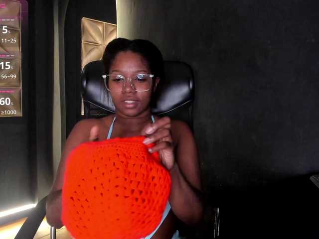 connywells live cam on BongaCams