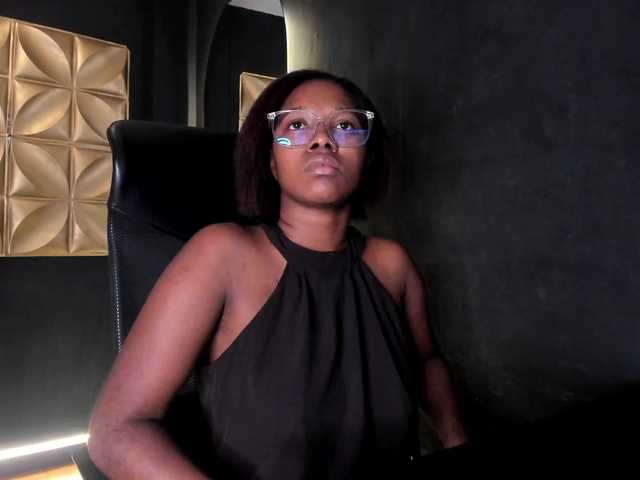 connywells live cam on BongaCams