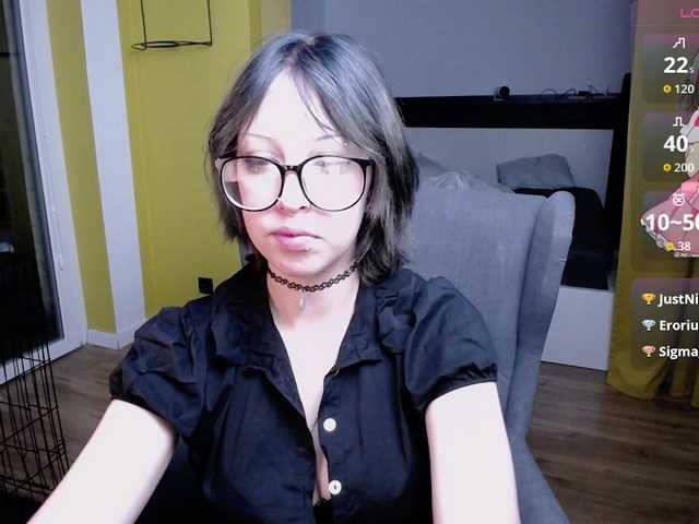 RezeBomb live cam on BongaCams