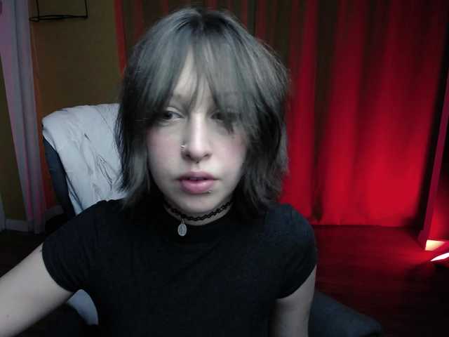 RezeBomb live cam on BongaCams