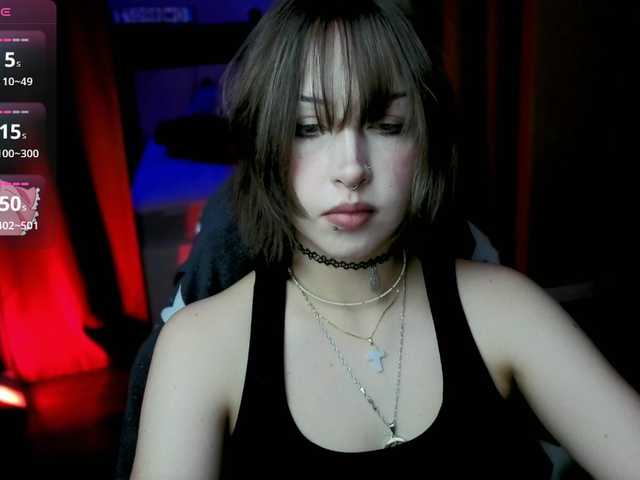 RezeBomb live cam