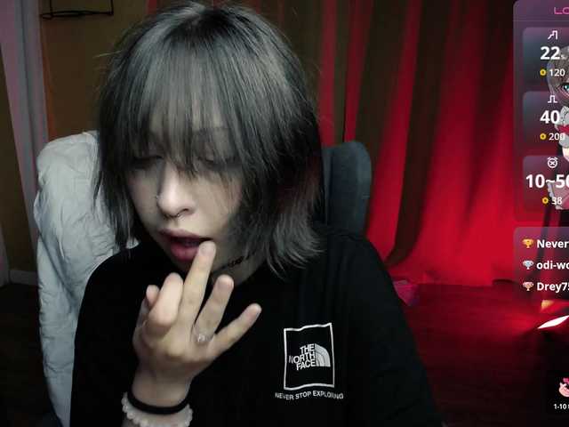 RezeBomb live cam on BongaCams