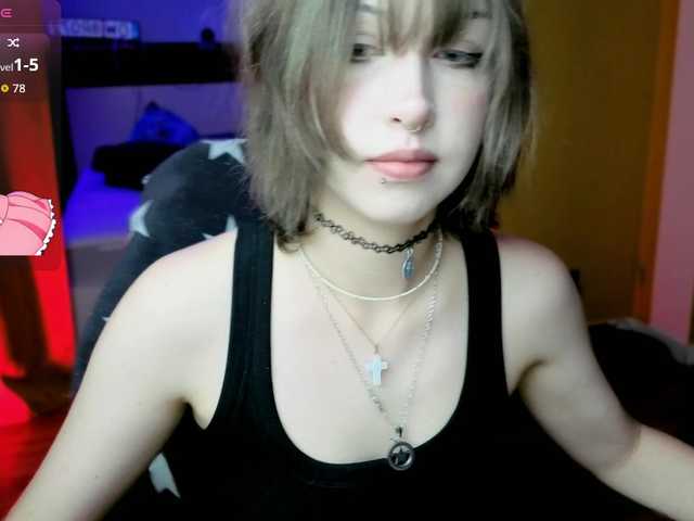RezeBomb live cam on BongaCams