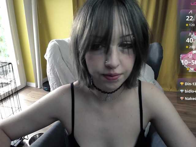 RezeBomb live cam on BongaCams