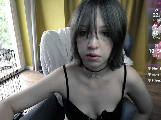 RezeBomb live cam on BongaCams