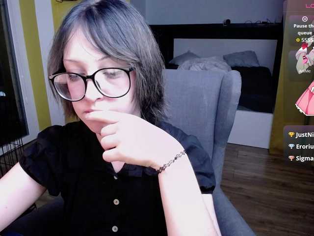 RezeBomb live cam on BongaCams
