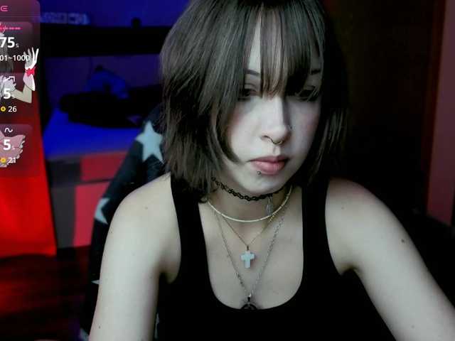 RezeBomb live cam on BongaCams