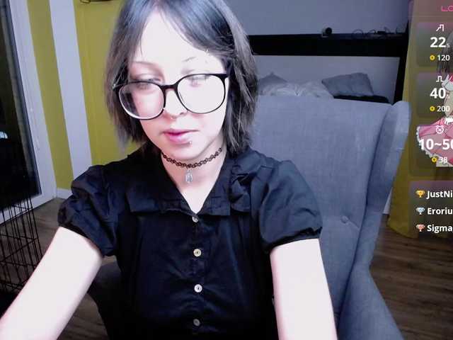 RezeBomb live cam on BongaCams