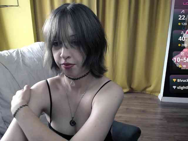 RezeBomb webcam