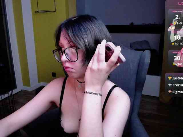 RezeBomb webcam