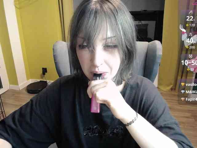 RezeBomb webcam
