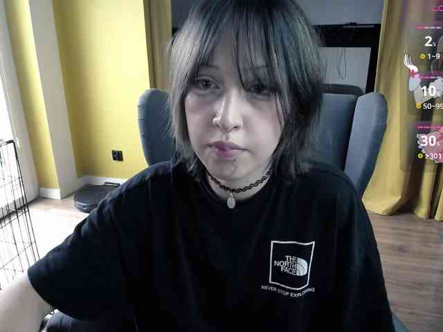 RezeBomb webcam