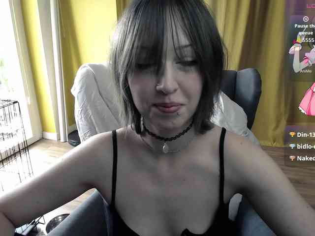 RezeBomb webcam