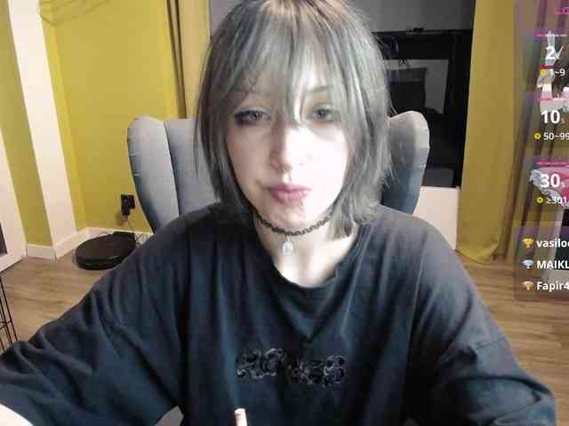 RezeBomb webcam