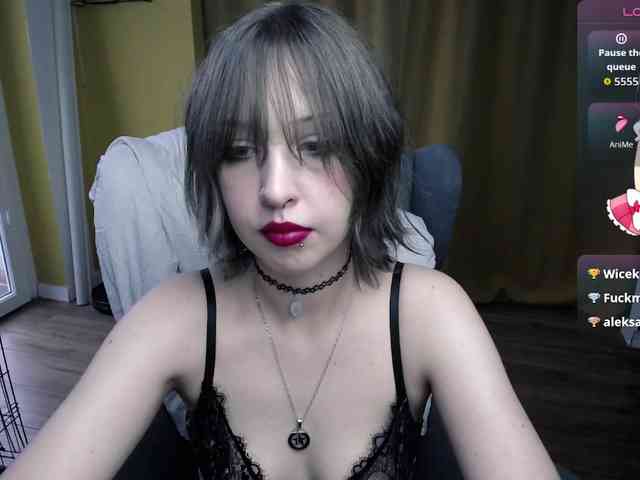 RezeBomb webcam