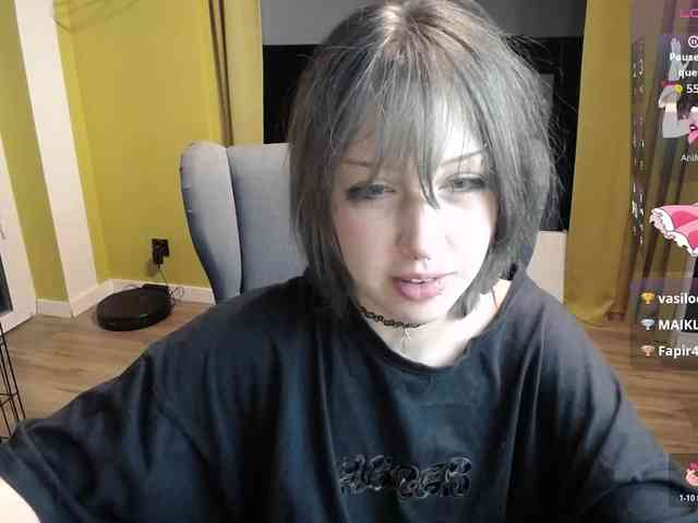 RezeBomb webcam