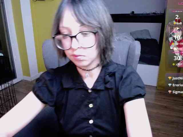 RezeBomb webcam