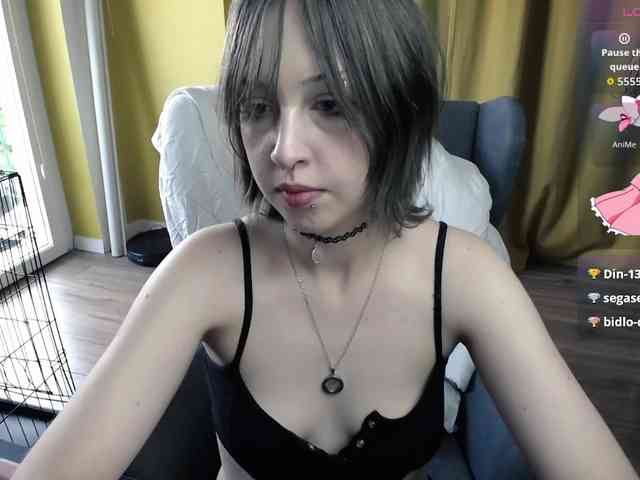 RezeBomb webcam