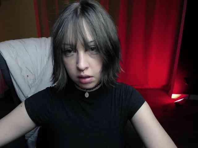 RezeBomb webcam