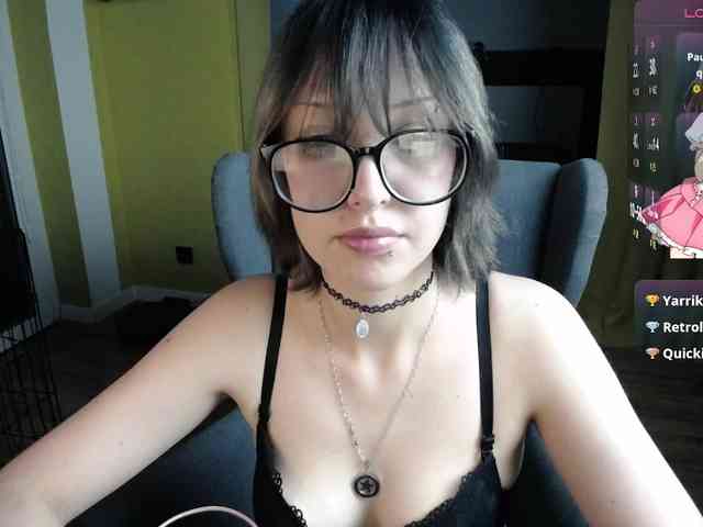 RezeBomb webcam