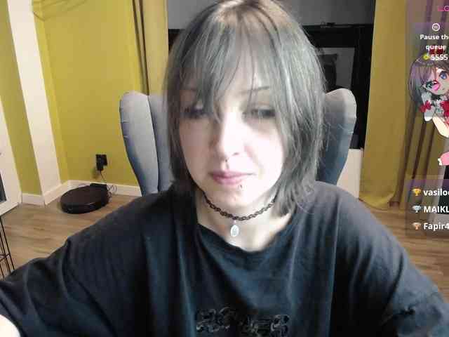 RezeBomb webcam