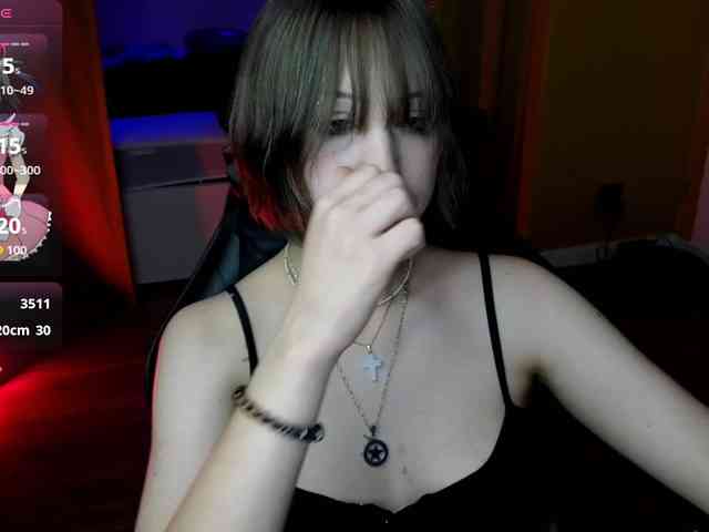 RezeBomb webcam