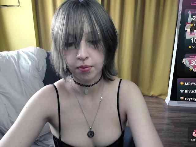 RezeBomb webcam