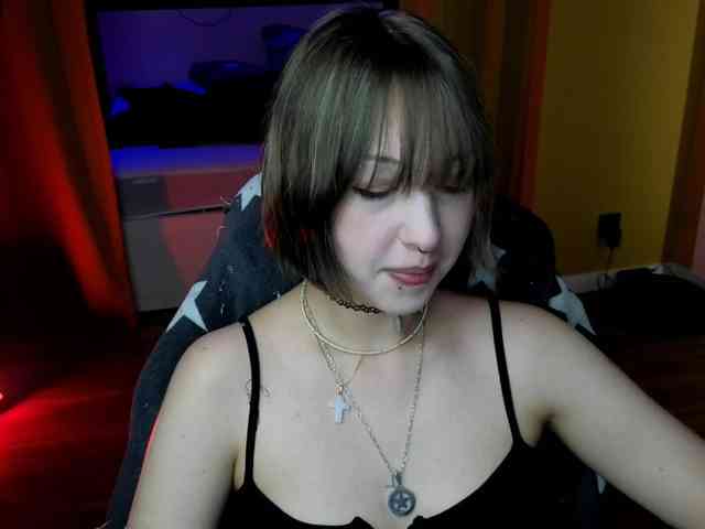 RezeBomb webcam