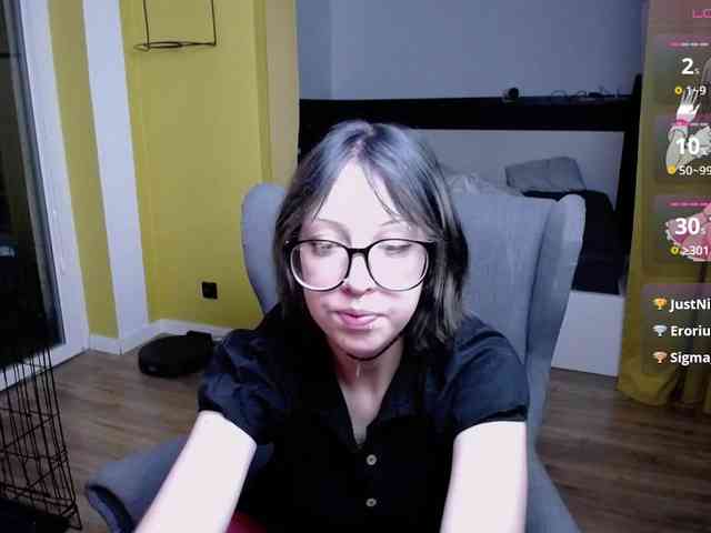 RezeBomb webcam