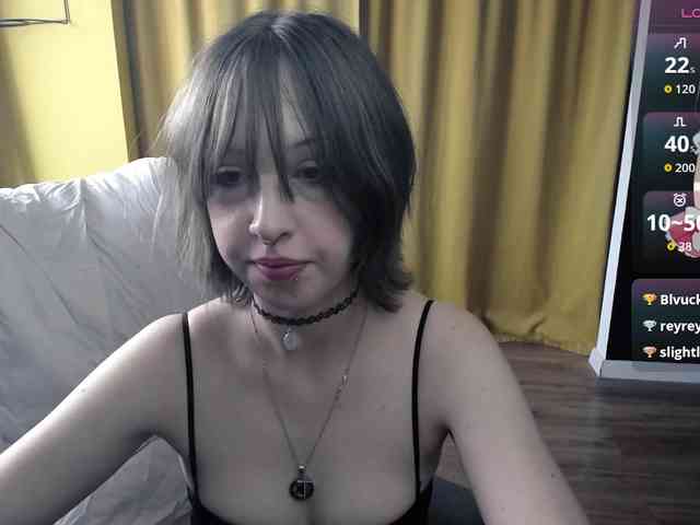 RezeBomb webcam