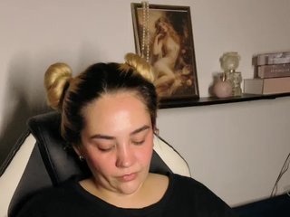 Sasha_Wicket Porn Show