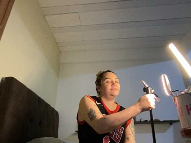ImSashaSky, 25 y/o - Live Cam on BongaCams