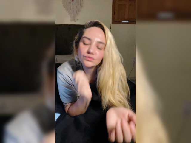 ImSashaSky live cam on BongaCams