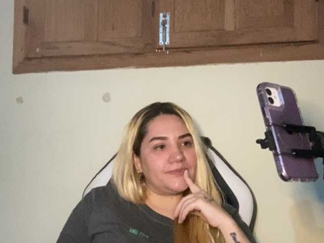 ImSashaSky live cam on BongaCams