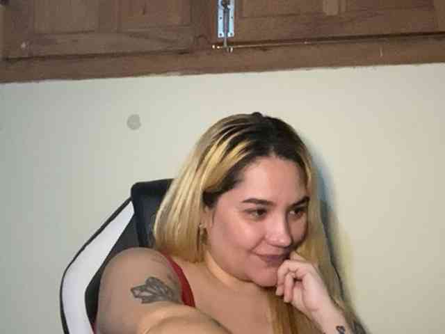 Modelo: Sasha_Sky