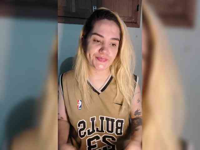 Modelo: Sasha_Sky