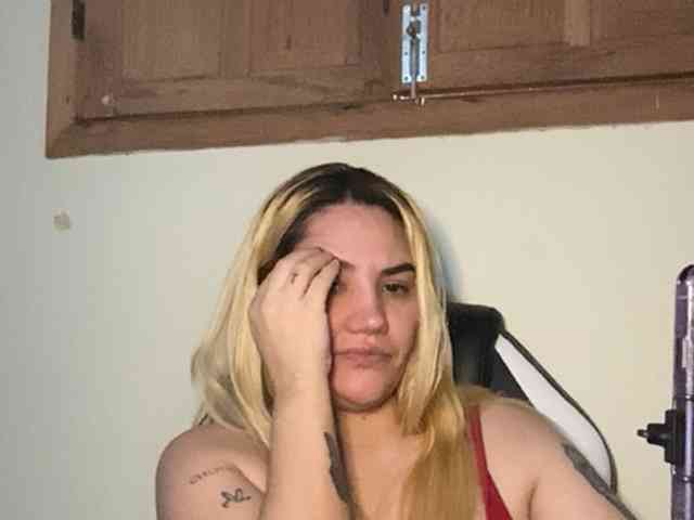 Modelo: Sasha_Sky