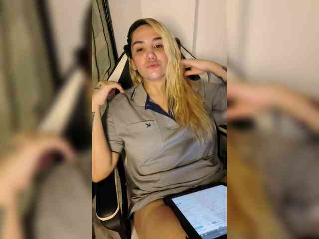 Sasha_Wicket webcam