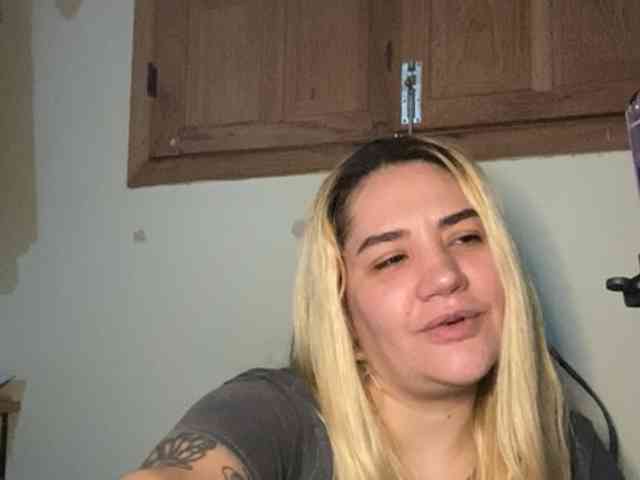 Modelo: Sasha_Sky