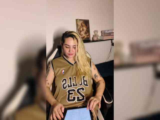 Modelo: Sasha_Wicket